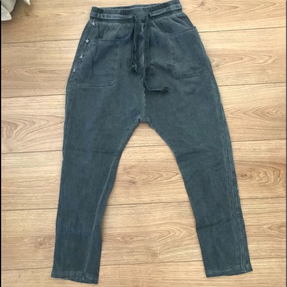 Pant - Picture 1 of 4